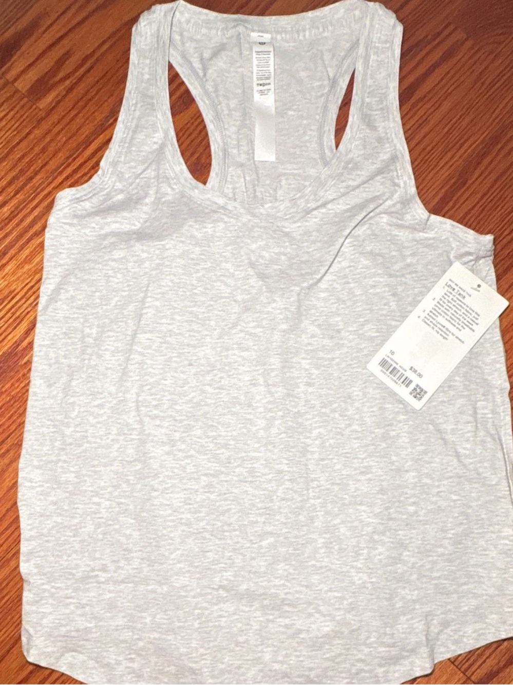 NWT lululemon athletica Light Gray Scoop-Neck Racerback Love Tank - Picture 2 of 9